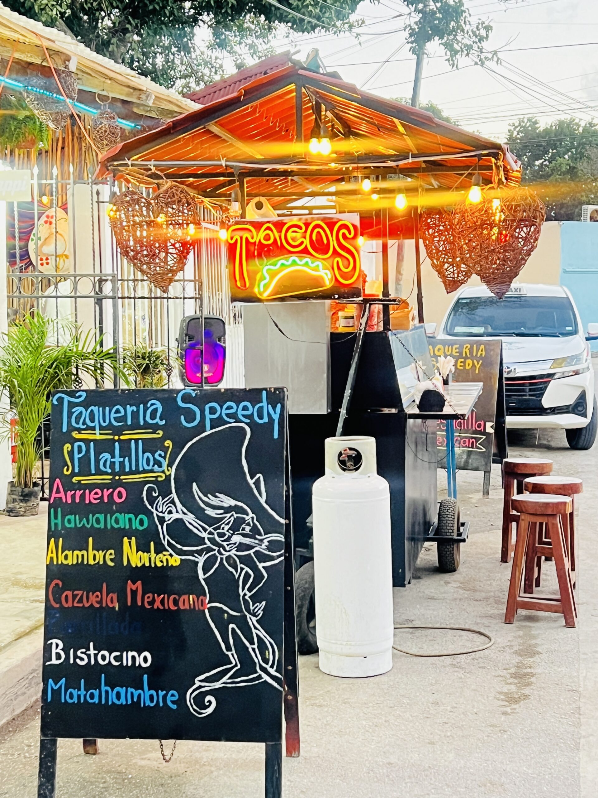 Tulum Money Saving Tips Enjoy Local Tacos From A Food Truck In Mexico