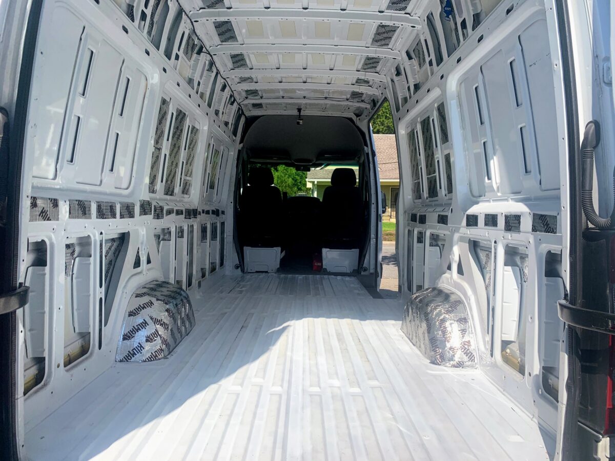 Sprinter van subfloor